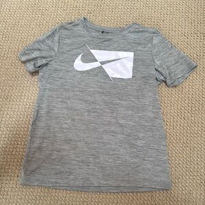 Kids Nike sweat wicking shirt